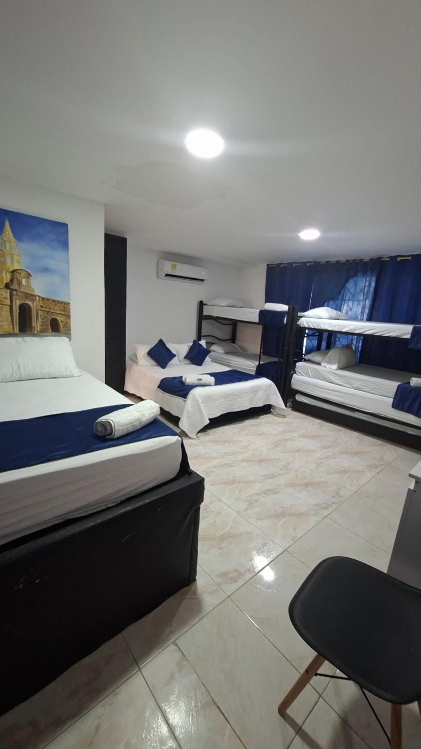Bed, towels, air conditioner
