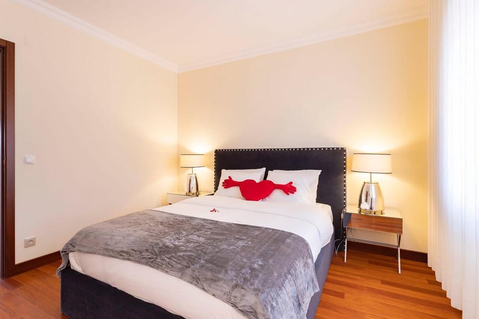 Heart of Ocean Dulpex Estoril Apartment in Estoril