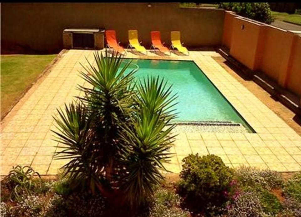 SunSet West Self Catering Maraisburg Roodepoort Apartment in Roodepoort