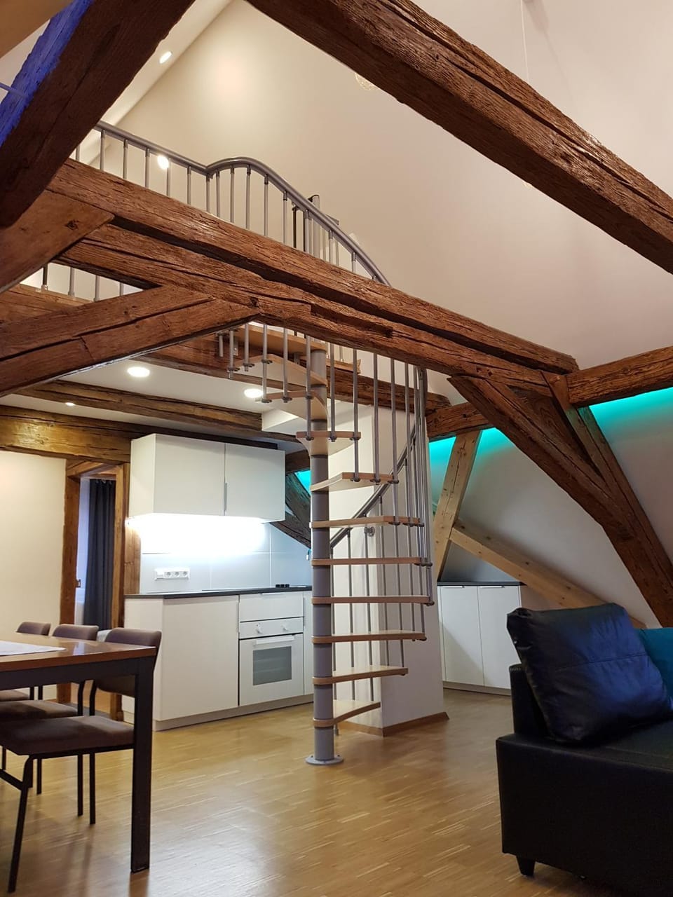 Kitchen or kitchenette, Living room