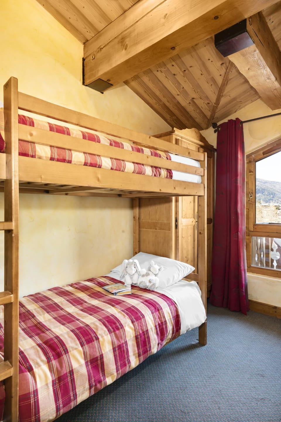 bunk bed