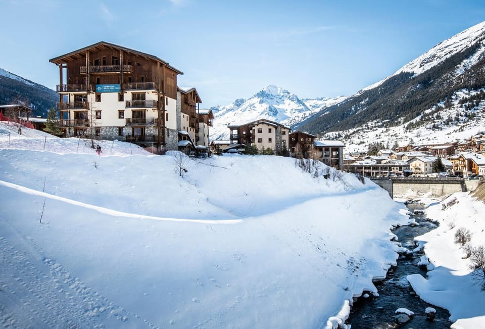 Résidence Les Balcons de Val Cenis Village Campground/ 
RV Resort in Auvergne-Rhône-Alpes