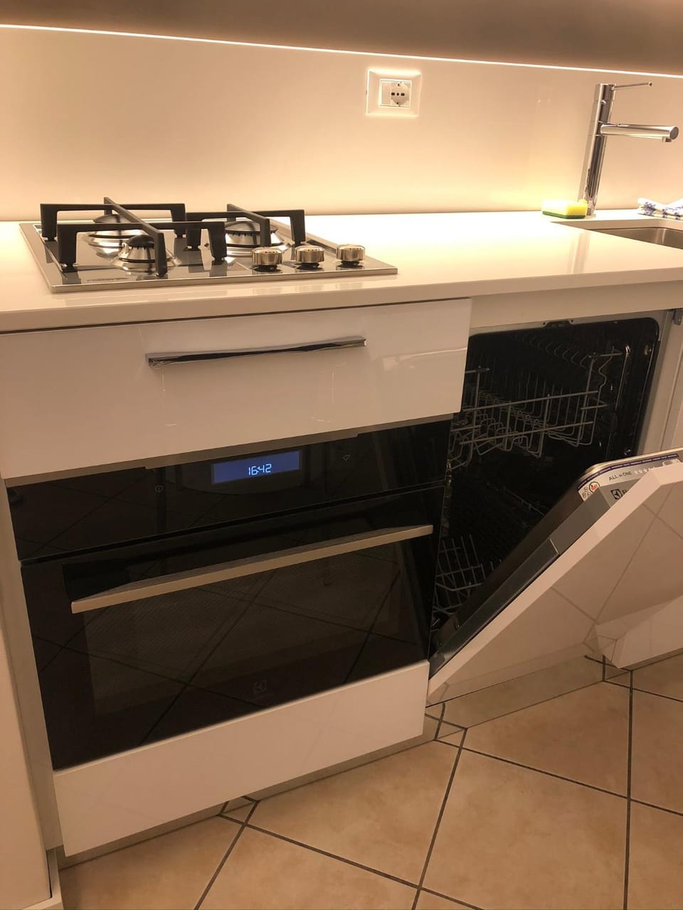 Kitchen or kitchenette