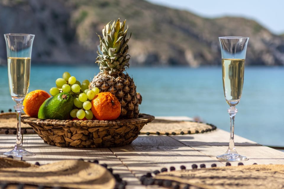 Vilos Suites Fyropotamos Beach Apartment in Milos
