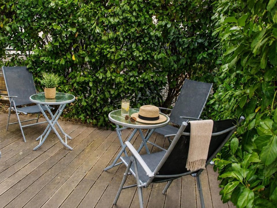 CF13 30m2 Central with Terrace AC and Netflix Apartment in Heidelberg