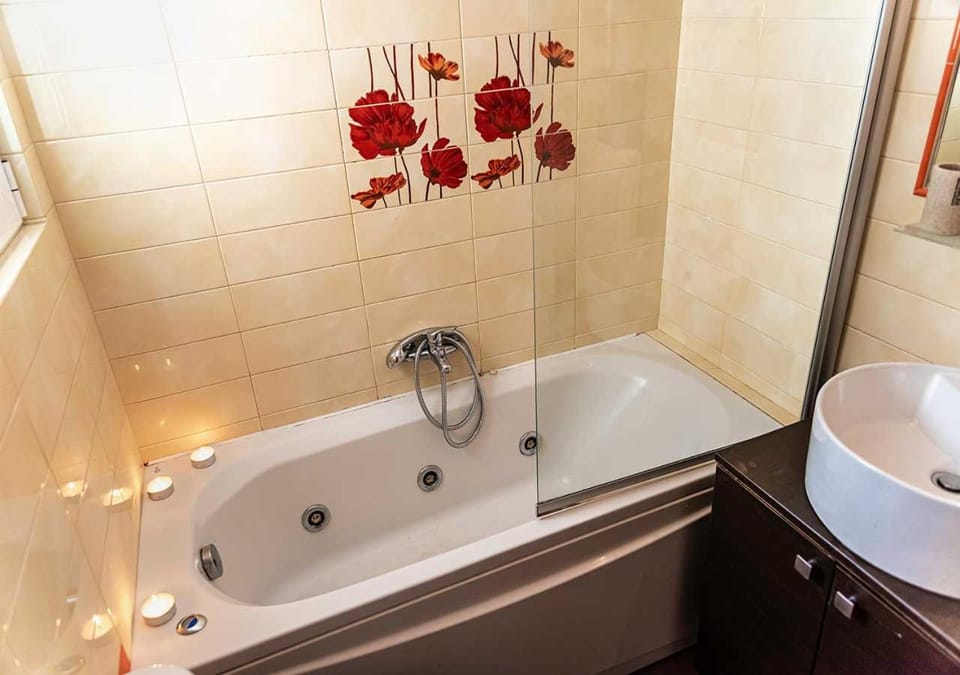 Shower, Bathroom, Bath