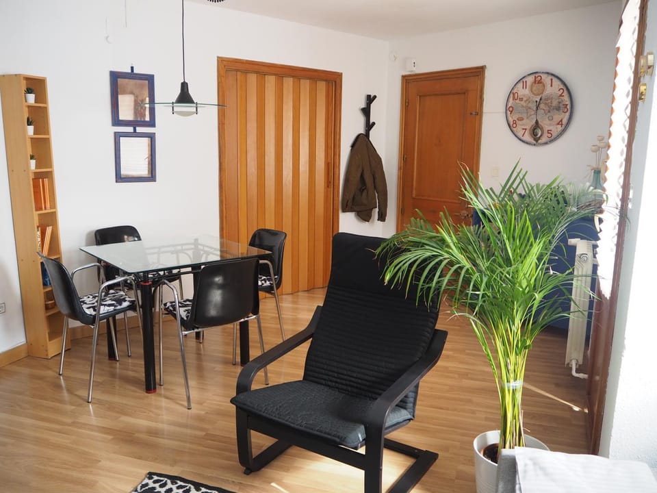 • La Antigua Apartamento • Apartment in Valladolid