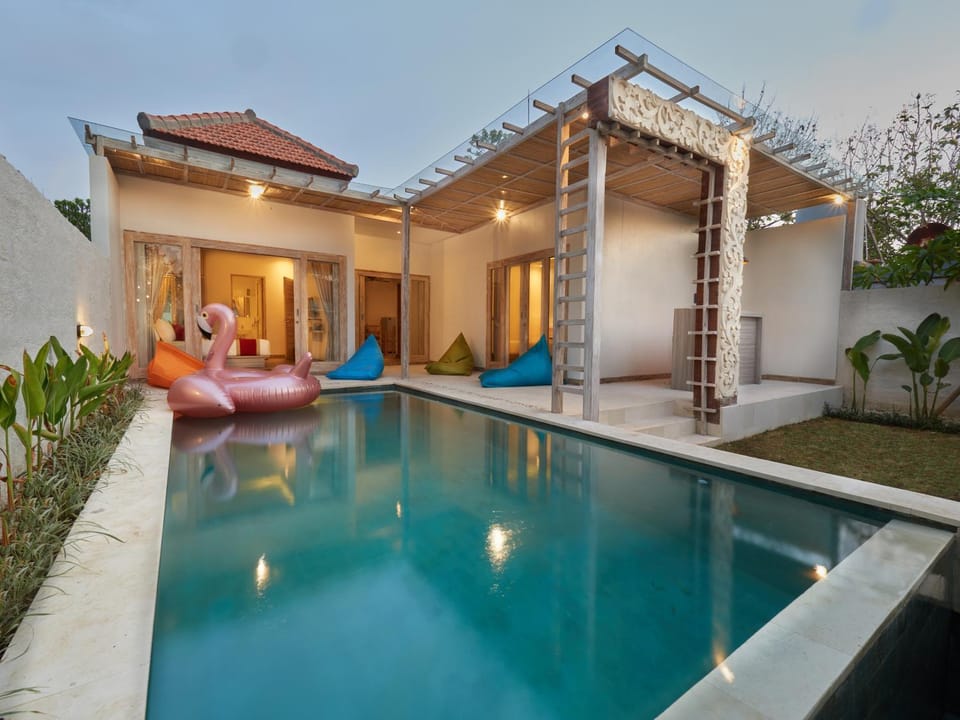 Property building, Facade/entrance, Garden view, Pool view, Swimming pool