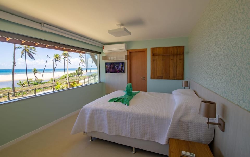Photo of the whole room, Bedroom, Sea view