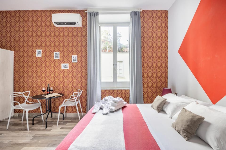 Bed, Bedroom, air conditioner