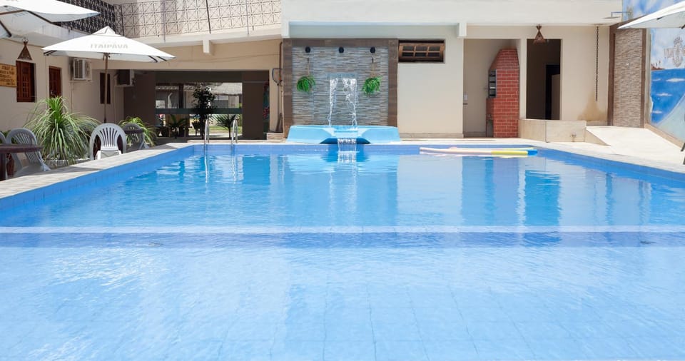 Swimming pool, Swimming pool