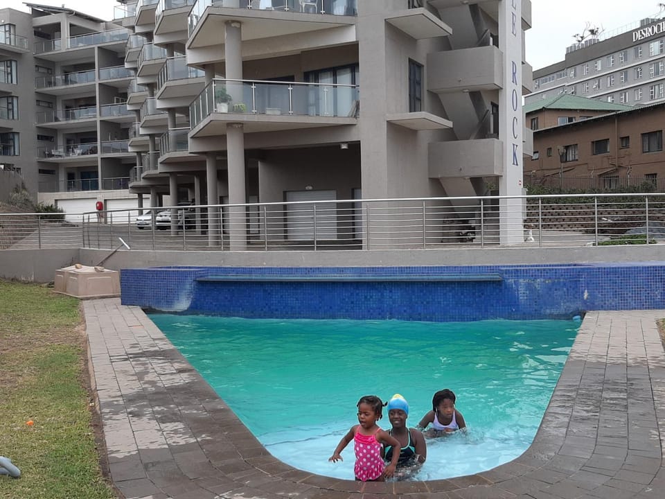 Whale Rock Apartment in Margate