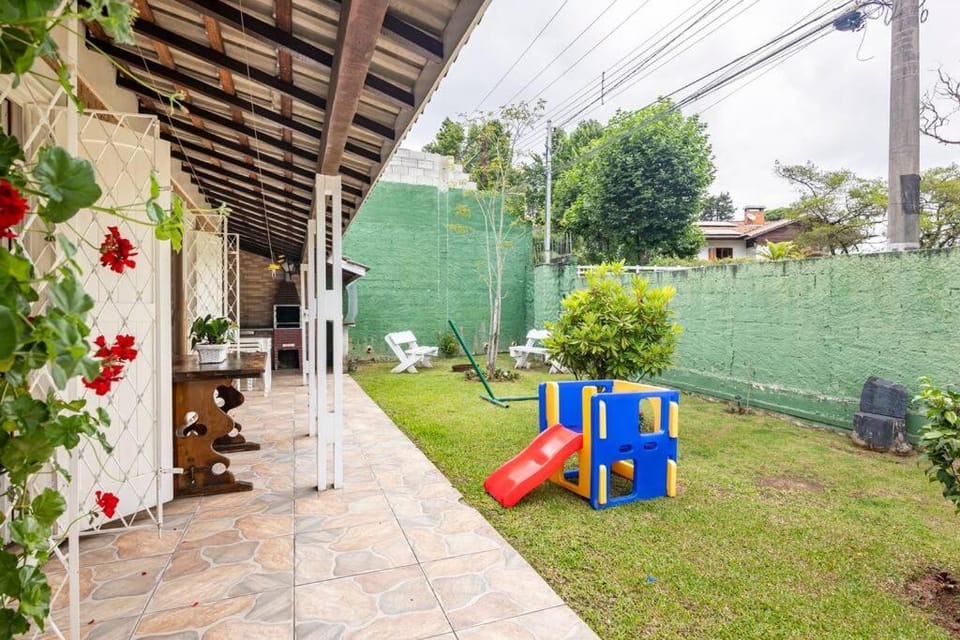 Casa Papai Noel House in Campos do Jordão