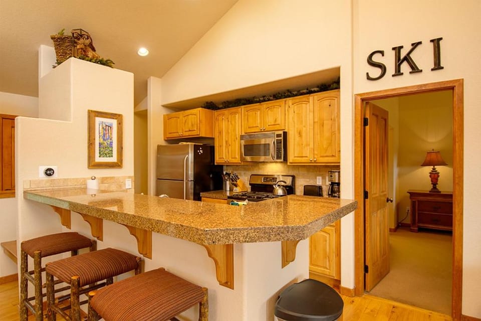 Kitchen or kitchenette, Seating area, furniture, microwave
