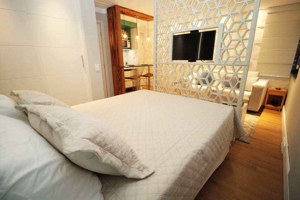 Bed, TV and multimedia