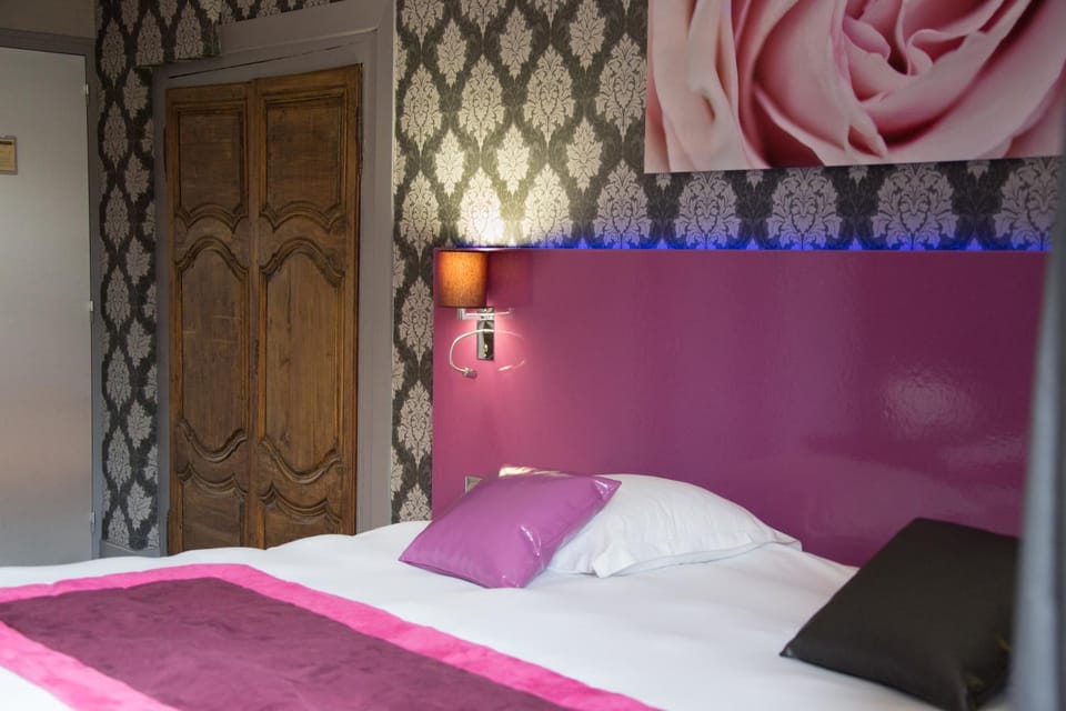 Bed, Bedroom, wardrobe