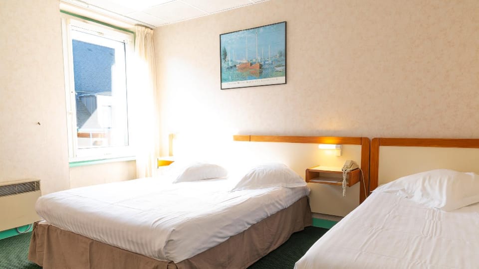 Les Bains de Mer Riviera Bretonne Hotel in Bénodet