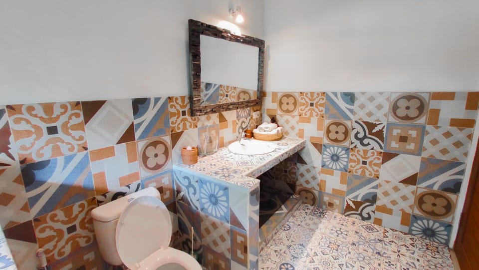 Toilet, Bathroom