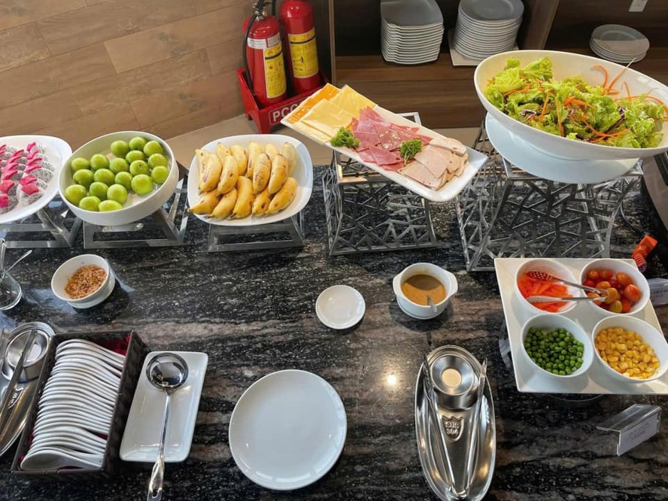 Breakfast, Buffet breakfast