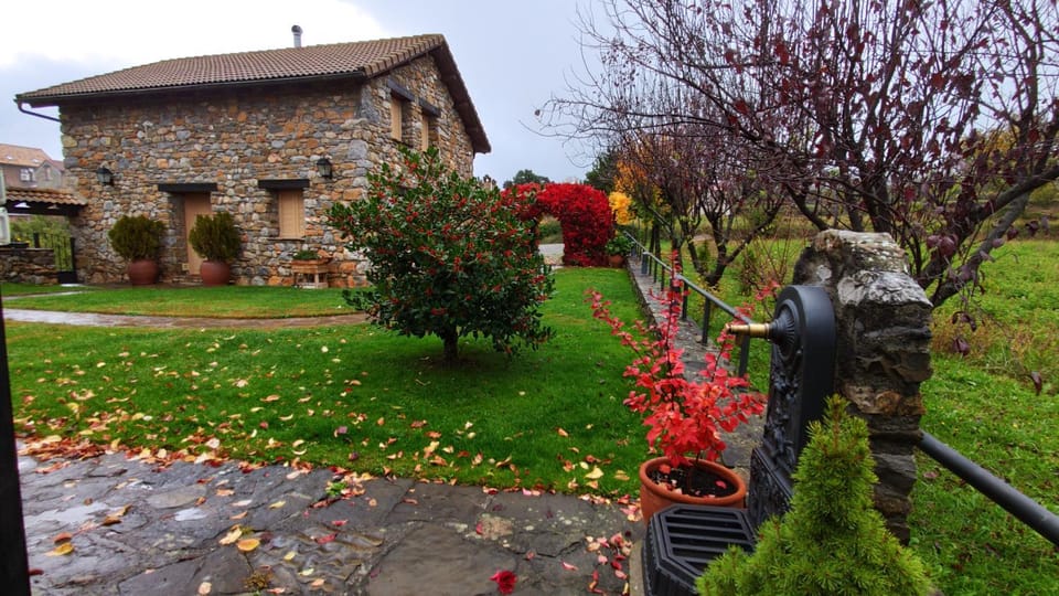 Casas Cleto - Laspuña Country House in Aragon