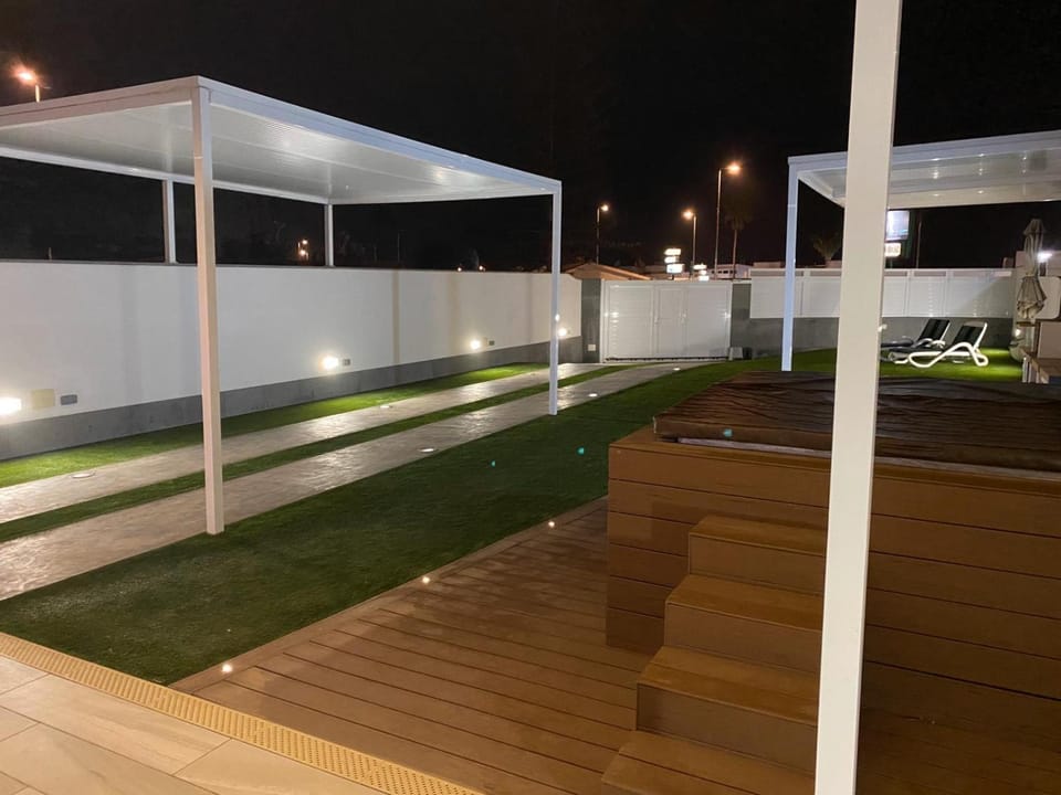 BBQ facilities, Balcony/Terrace