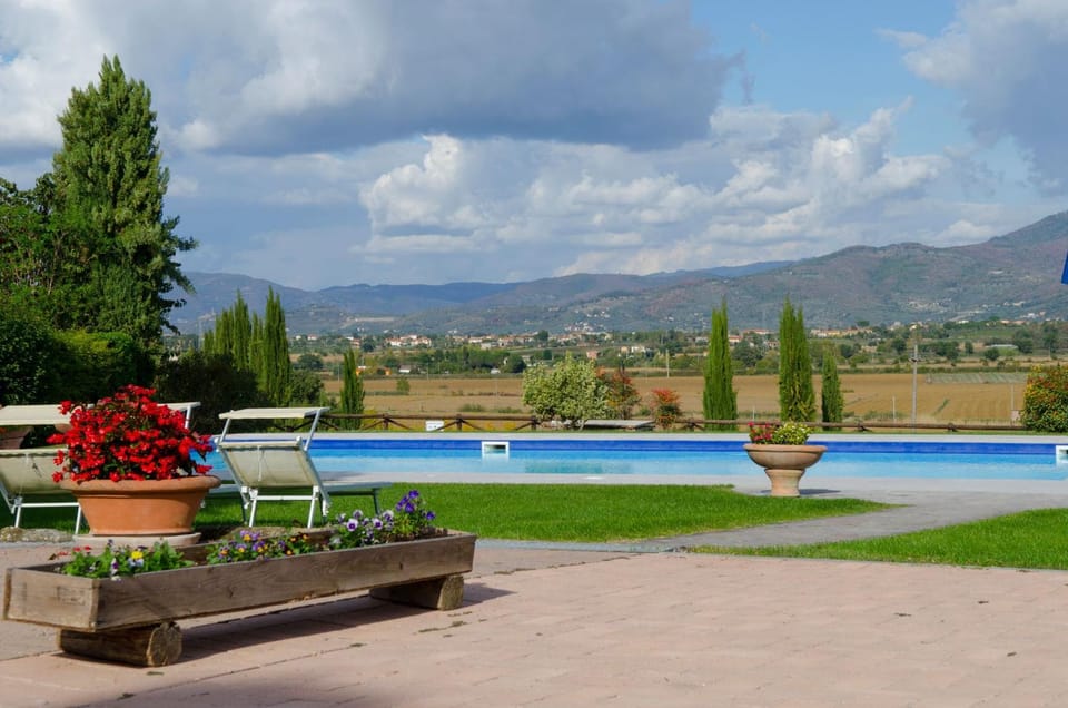 Day, Garden, Garden view, Mountain view, Pool view, Swimming pool, sunbed