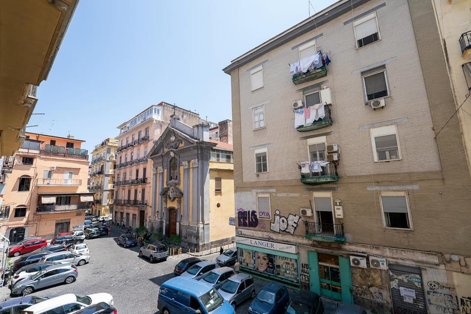Property building, Day, Neighbourhood, City view, Street view, Location, Parking