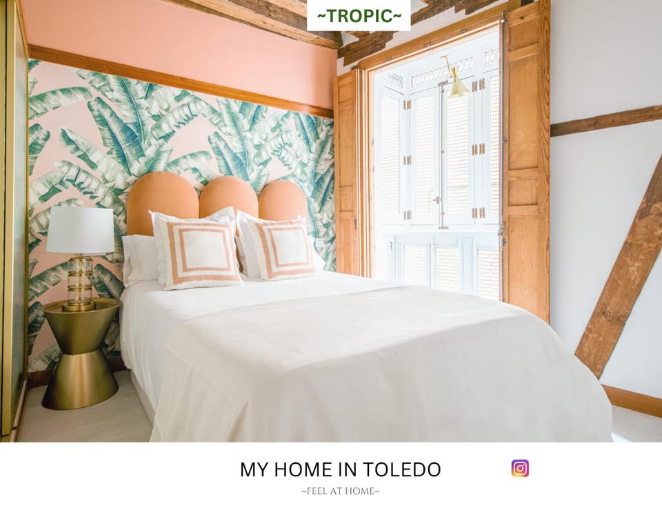-TROPIC- by myhomeintoledo Apartment in Toledo