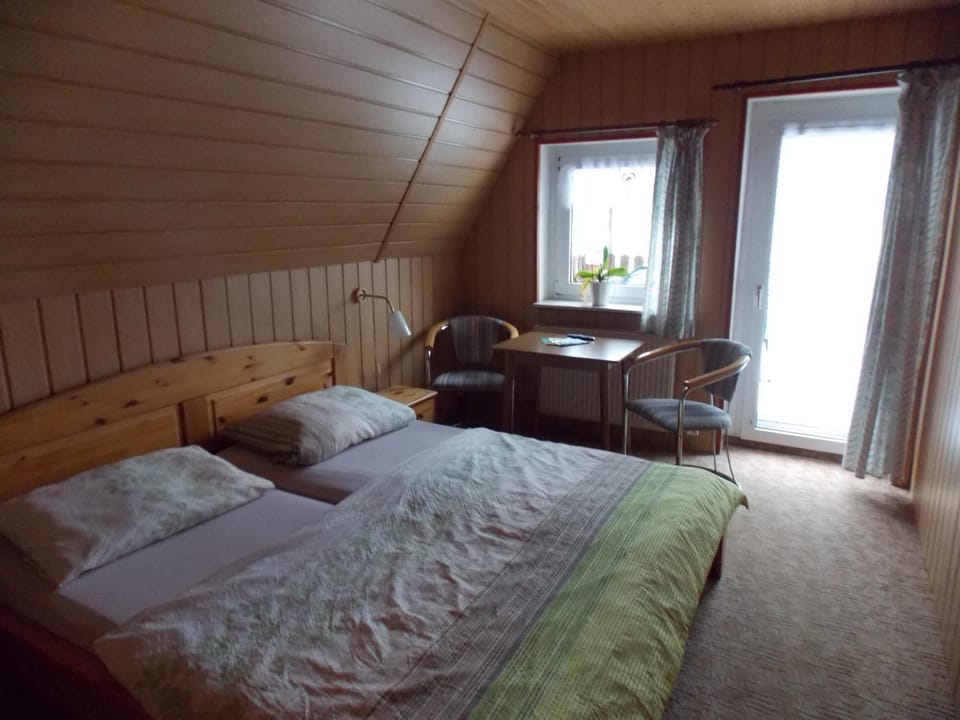 Pension Gaststätte Tannenhof Bed and Breakfast in Sächsische Schweiz-Osterzgebirge