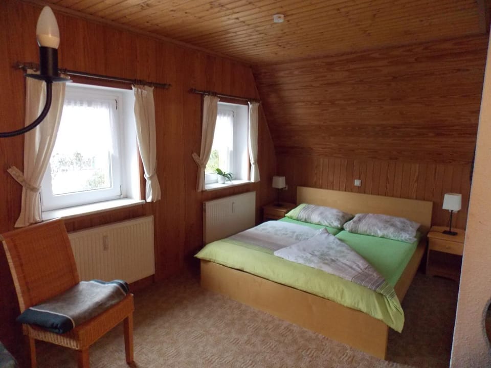 Pension Gaststätte Tannenhof Bed and Breakfast in Sächsische Schweiz-Osterzgebirge