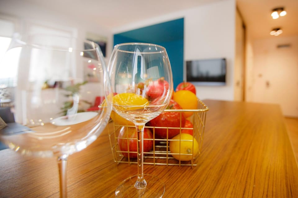TV and multimedia, Food and drinks, Drinks