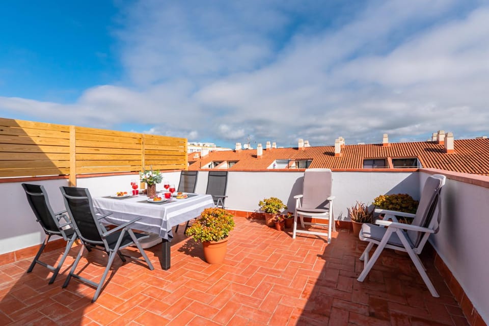 Balcony/Terrace, Food