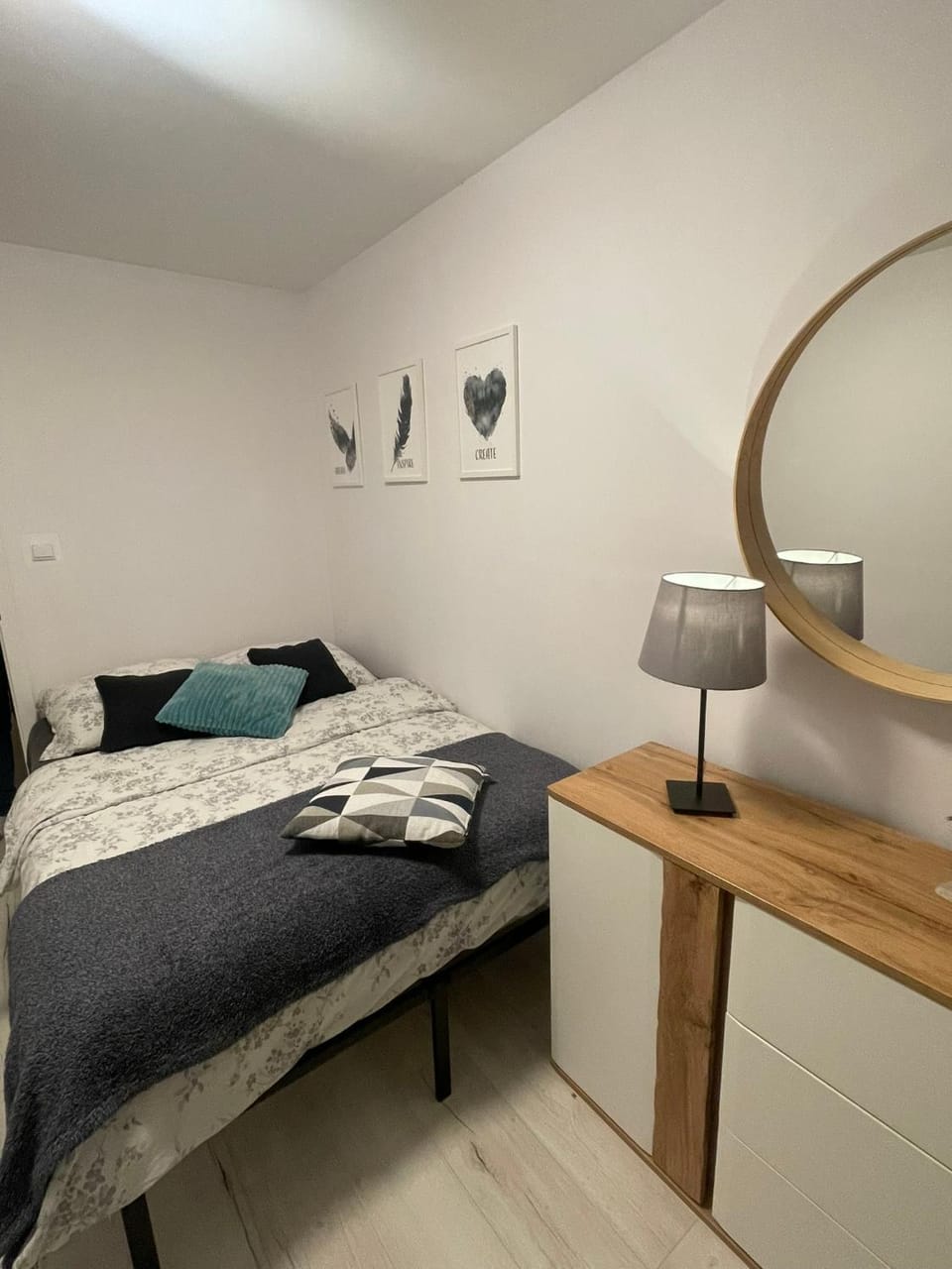 Bed, Bedroom