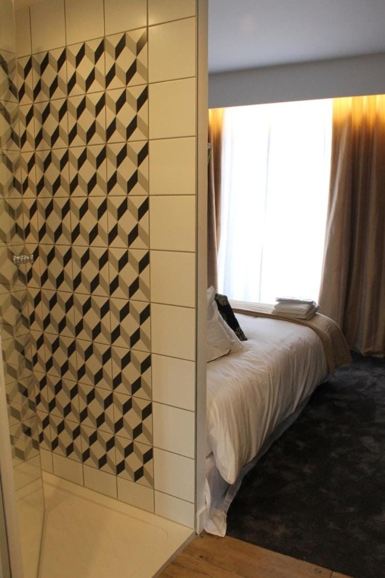 Shower, Bathroom, Bedroom