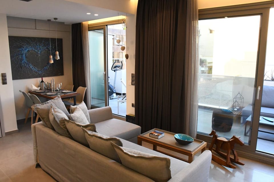 Living room, Seating area