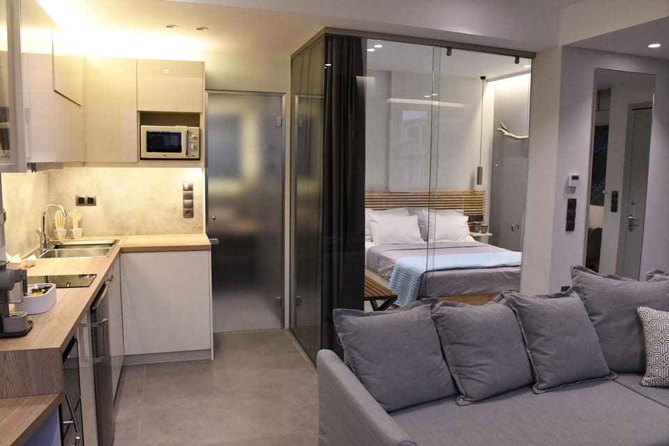 Kitchen or kitchenette, Seating area