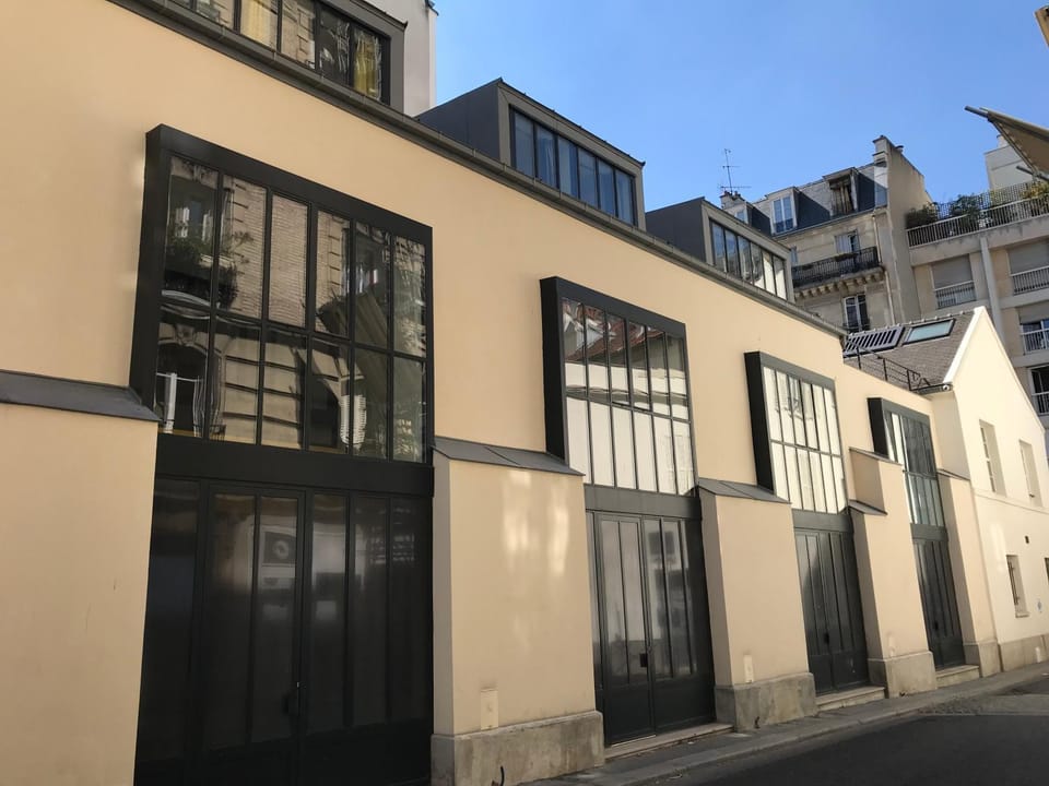 Property building, Facade/entrance