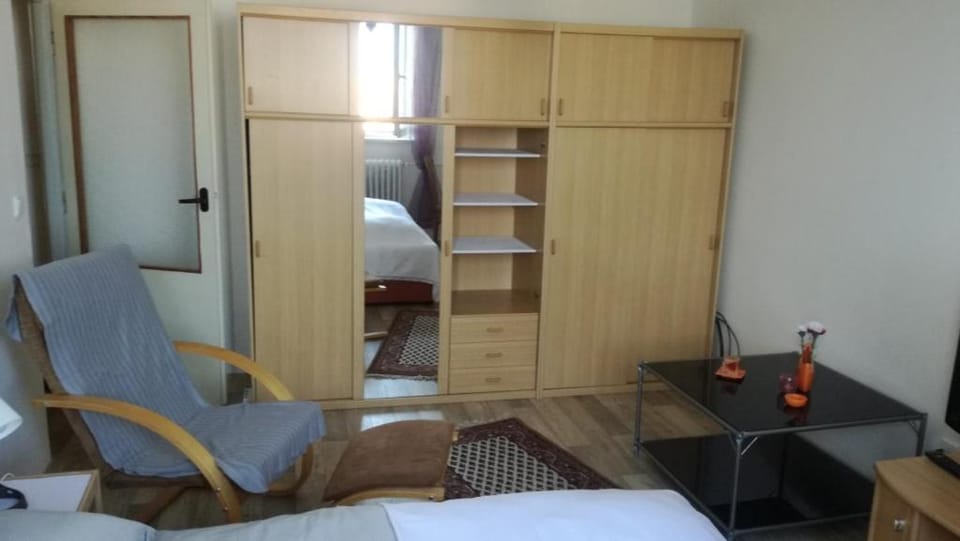Flat2 for 2 people, WiFi Apartment in Czechia