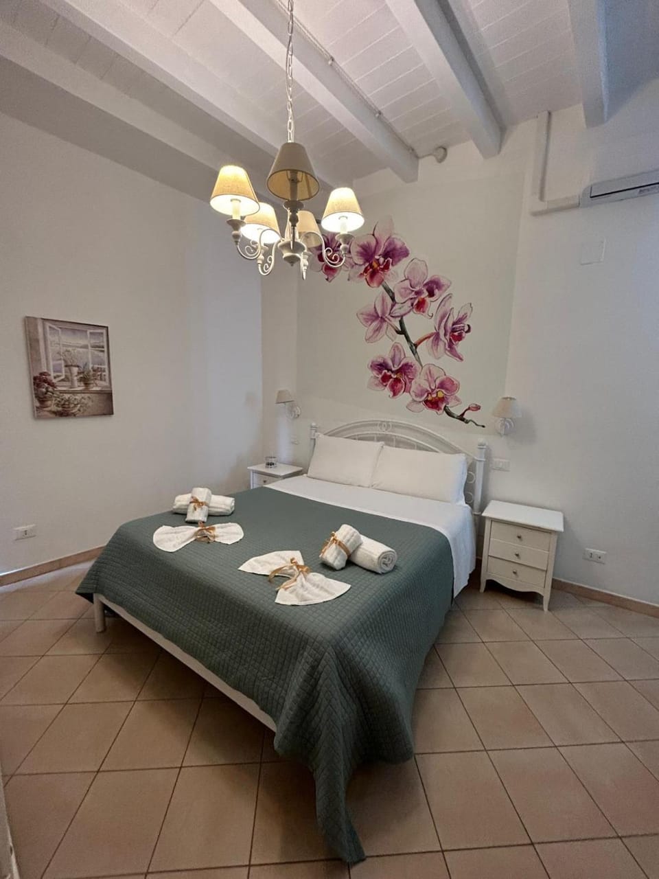 My Monopoli- Casa dei Fiori "Orchidea" Centro Storico Bed and Breakfast in Apulia