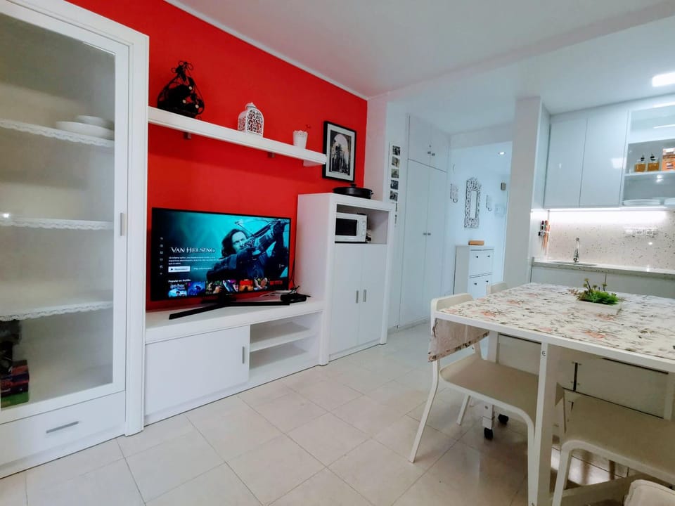 TV and multimedia, Kitchen or kitchenette, Dining area