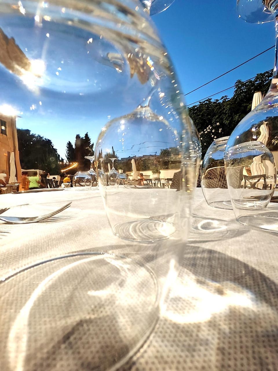 Restaurant/places to eat, Banquet/Function facilities