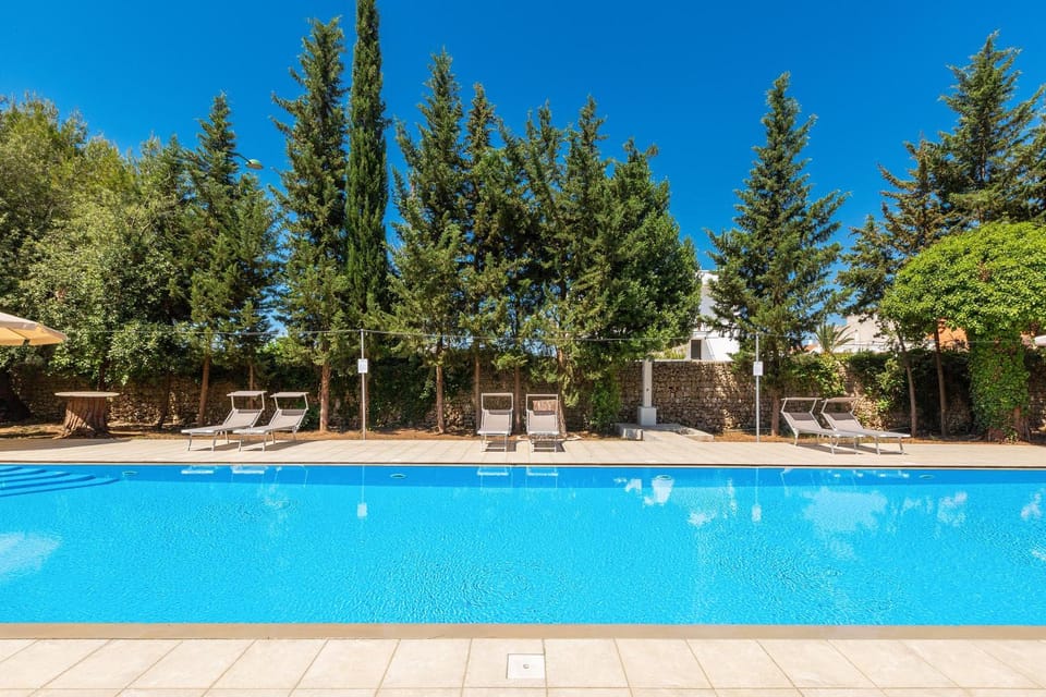 Property building, Swimming pool