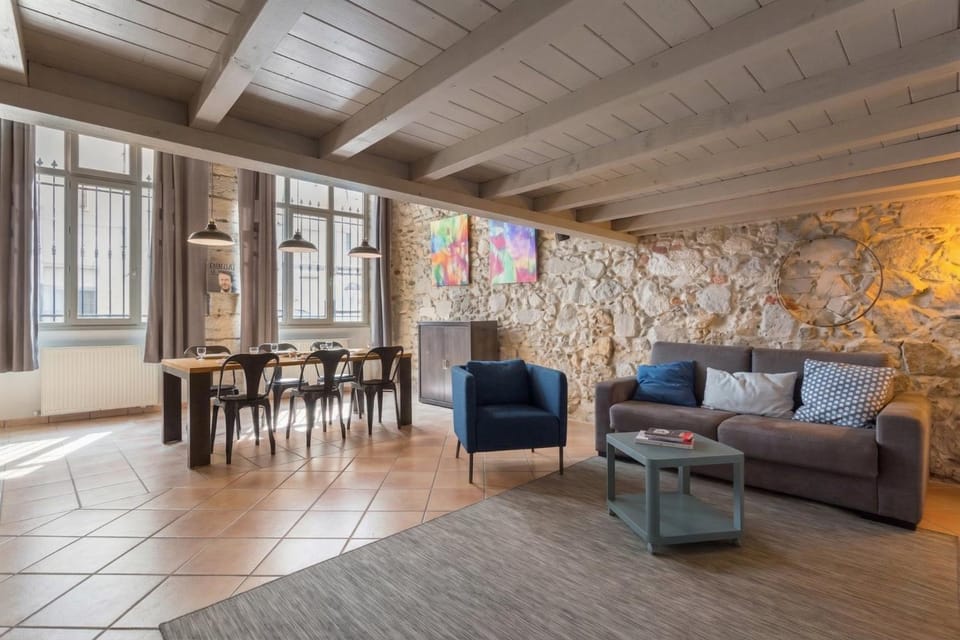 GuestReady - Bright and Modern Croix-Paquet Loft Apartment in Lyon