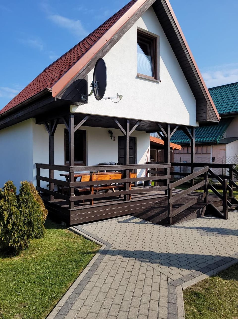 Property building, BBQ facilities, Balcony/Terrace
