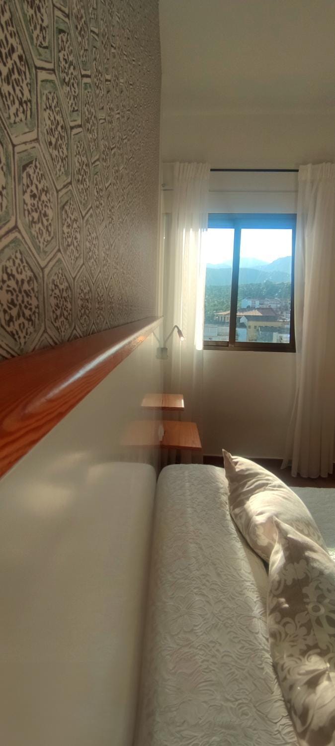 Bed, Mountain view
