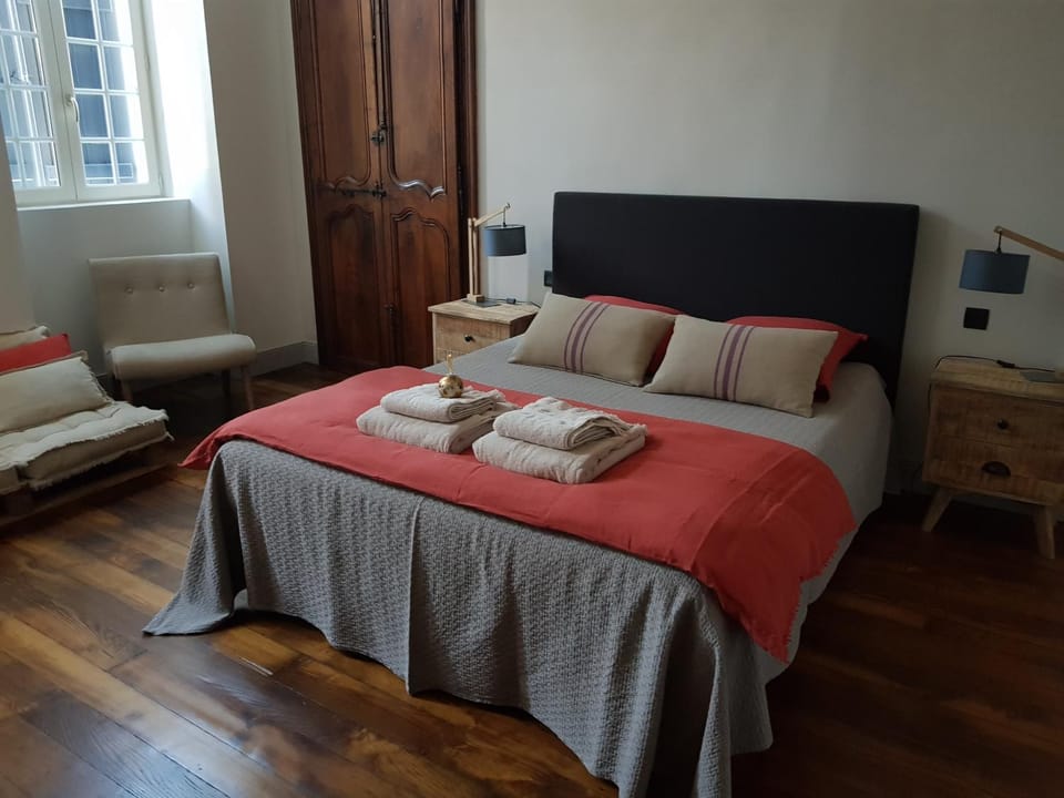 VANILLE CAFE CHOCOLAT Bed and Breakfast in Occitanie