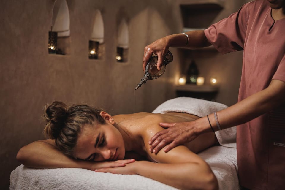 Massage, Sauna, Spa and wellness centre/facilities