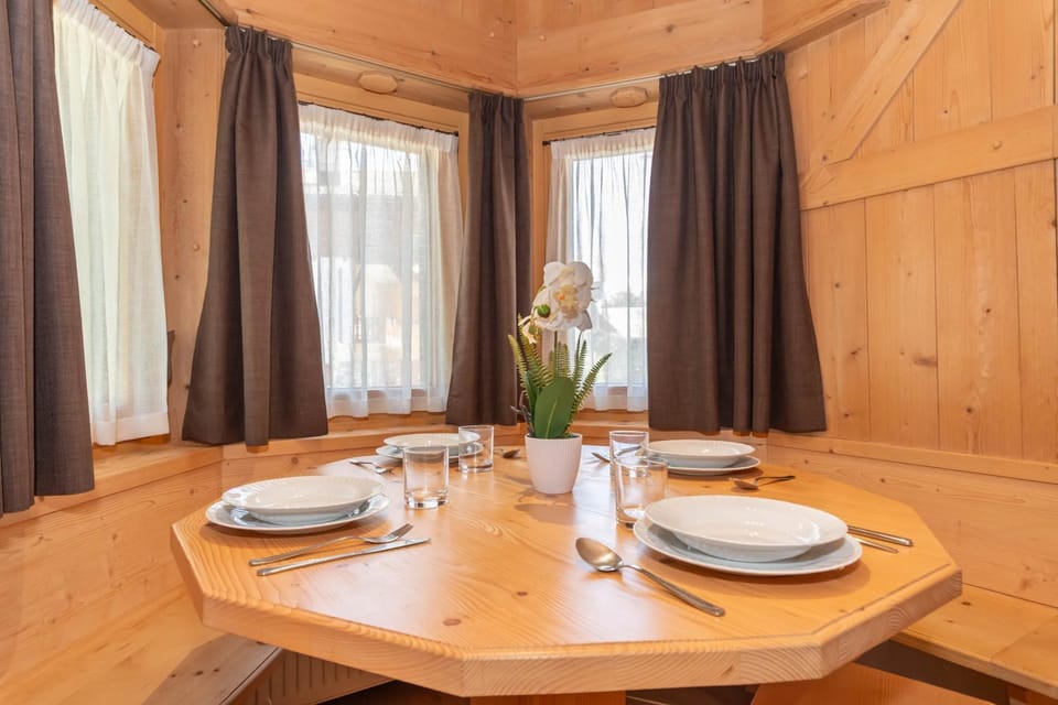 Suite Marangon Apartment in Pie' Falcade