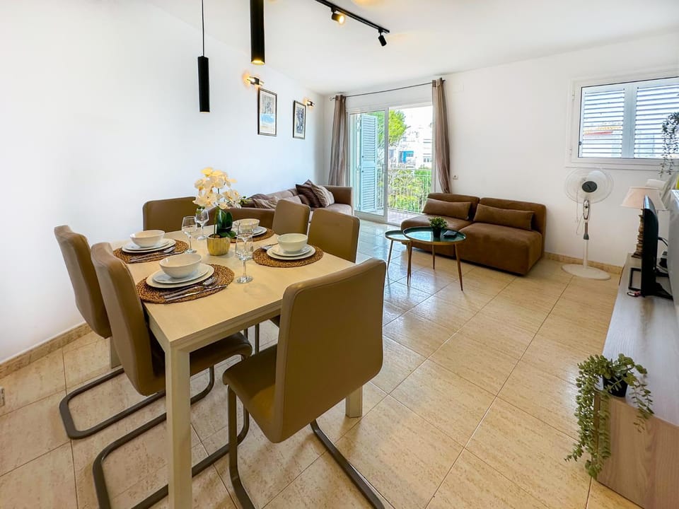 Sunlight by Hello Homes Sitges Apartment in Sitges