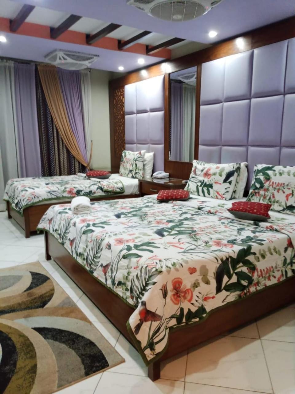 Kingston Motel Bed and Breakfast in Karachi